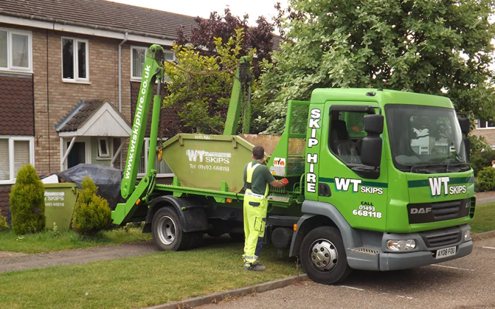 Five Benefits of Hiring a Skip